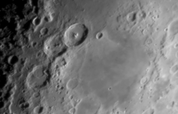 Měsíc - kráter Theophilius